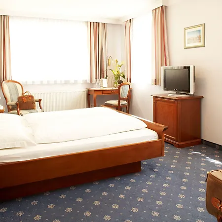 珀斯特绿色酒店 - 100％比奥 3*