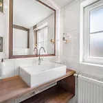 Gruene Zur Post - 100 % Bio 3*