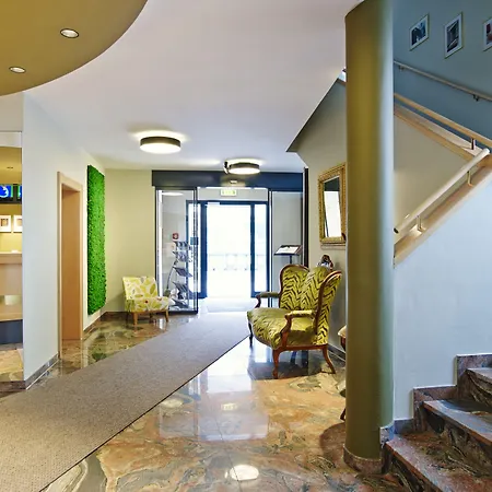 Gruene Zur Post - 100 % Bio 3* Salzburg