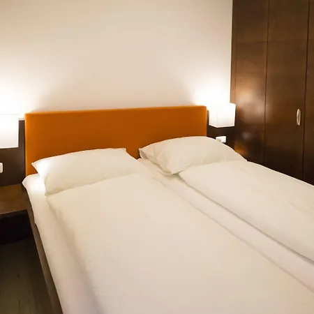 Gruene Zur Post - 100 % Bio Hotell Salzburg