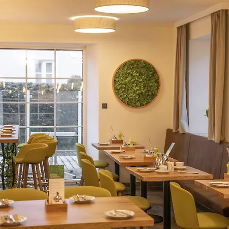 Gruene Zur Post - 100 % Bio Hotell