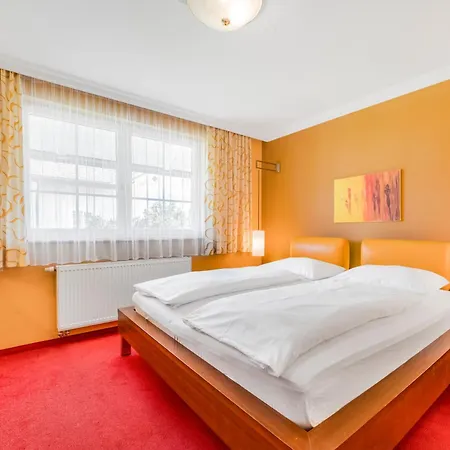 Hotel Gruene Zur Post - 100 % Bio 3*