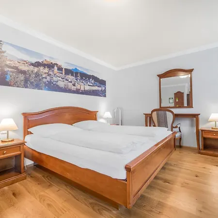 Gruene Zur Post - 100 % Bio Hotel 3*
