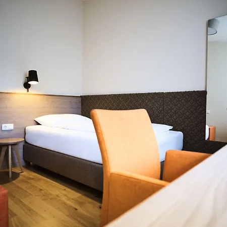 ダス グリューネ ツア ポスト 100% ビオ ザルツブルク