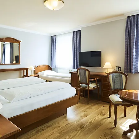 Otel Gruene Zur Post - 100 % Bio Salzburg