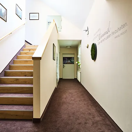 Gruene Zur Post - 100 % Bio