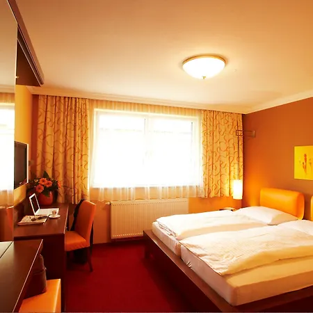 Hotel Gruene Zur Post - 100 % Bio 3*