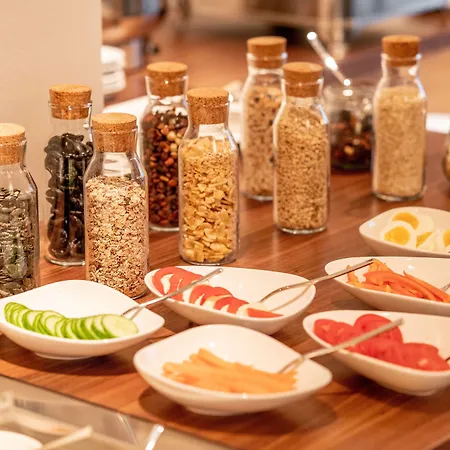 Gruene Zur Post - 100 % Bio 3*